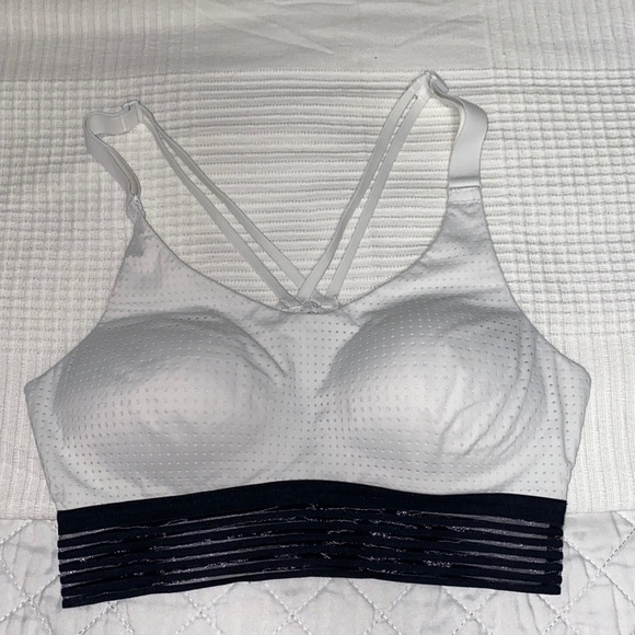Victoria's Secret Other - VICTORIA SPORT - sports bra